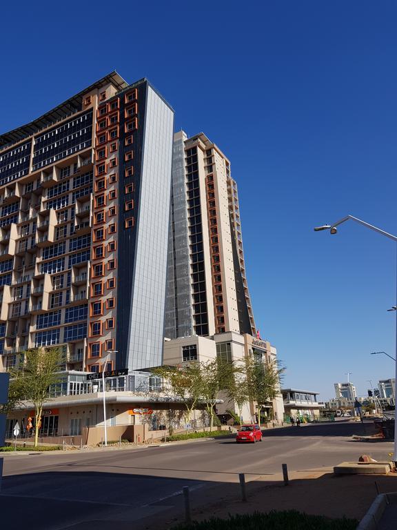 Apartments At Itowers, Cbd, Gaborone Bagian luar foto